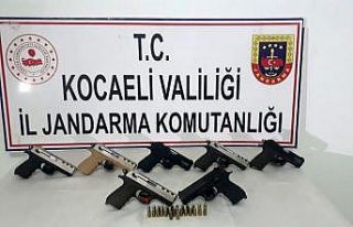 Kocaeli’de silah kaçakçılarına operasyon: 3...