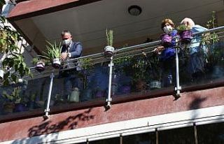 Kocaelili yaşlılar “Şifalı Balkonlar” ile...