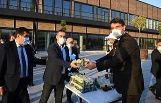 Kocaman’dan Büyükşehir meclis üyelerine Eşme...