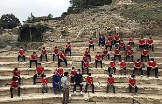 Konuralp Prusias ad Hypium antik tiyatrosu güreşçileri...