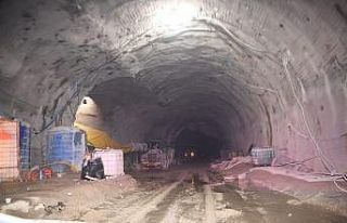 Konya-Antalya yolunu 26 km daha kısaltacak tünelde...
