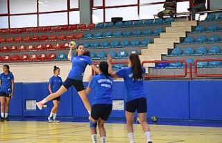 Konyaaltı Hentbol Takımı, Elazığ’ı konuk ediyor