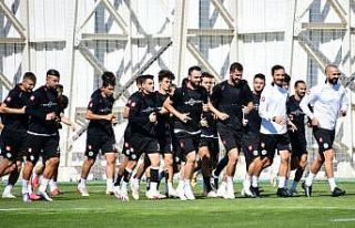Konyaspor milli maç arasına puanla gitmek istiyor