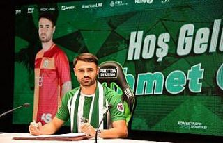 Konyaspor’da çifte imza