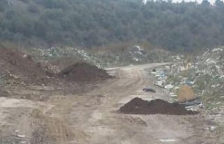 Köylüler yolun genişletilmesi beklerken neredeyse...