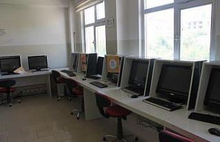 Kulp’taki EBA destek noktalarına öğrencilerden...