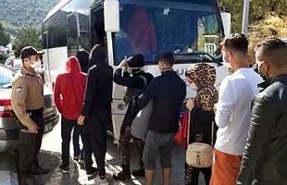 Kurtarılan göçmen: "Türkiye cennet"