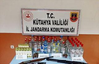 Kütahya’da sahte içki operasyonu, çay termosuyla...