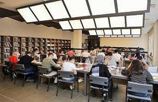 Kütüphanelere öğrencilerden yoğun ilgi