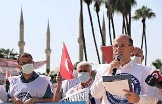 Macron’a Adana’dan tepki