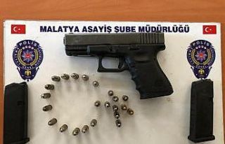 Malatya’da ruhsatsız silah taşıyan 5 kişi gözaltında