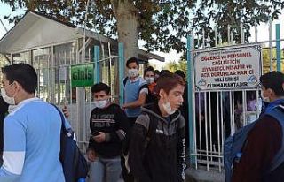 Malatya’da yüz yüze eğitim tedbirlerle başladı
