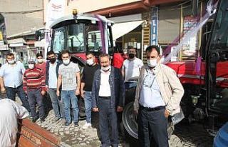 Malazgirt’te ‘Solis’ marka traktörün bayiliği...