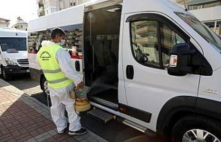 Manavgat’ta 350 öğrenci servisi dezenfekte edildi