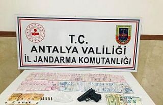 Manavgat’ta uyuşturucu operasyonu