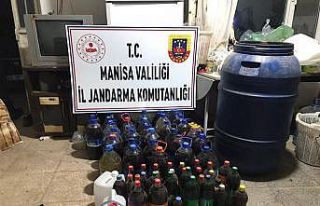 Manisa’da 4 bin 200 litre sahte içki ele geçirildi