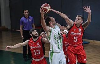 Manisa’nın dev adamları çeyrek finalde