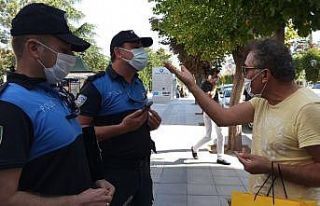 Maske takmadığı için ceza yedi, polislere “İyi...