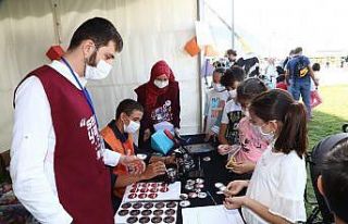 Matematikseverler Konya Bilim Merkezi’nde buluştu