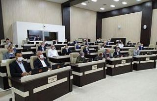 Meclis kürsüsünden ’Allı Turnam’ türküsü...