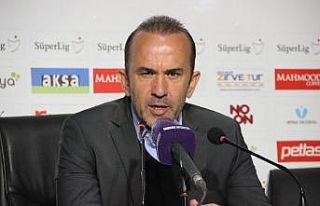 Mehmet Özdilek: "Kazanabilmeyi maçın başından...