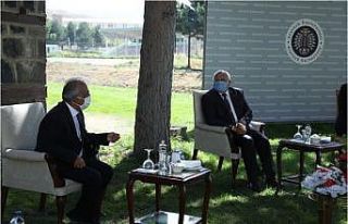 Mehmetçik Vakfı Pandemi döneminde de ziyaretlerini...