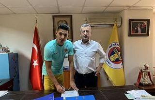 Menemenspor, Fatih Ekinci’yi kiraladı