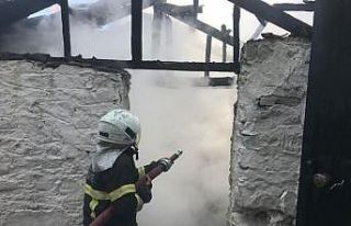 Menteşe’de ahır yangını eve sıçramadan söndürüldü