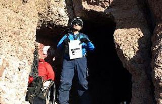 Merhum foto muhabiri Erciyes Dağı zirvesinde anıldı