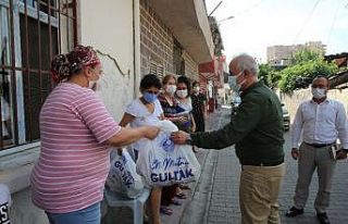 Mersin’de sağlık için 25 ton narenciye dağıtıldı