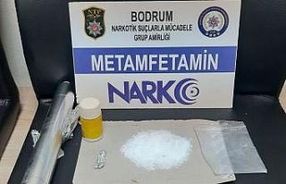 Milas’ta yapılan operasyonlarda 10 şüpheli hakkında...