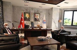 Milletvekili Dülger’den GAÜN Rektörü Özaydın’a...