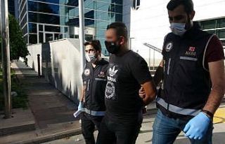 Milletvekilinin adını kullanarak vatandaşları...