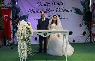 Muhabirler mutluluğa ‘evet’ dediler