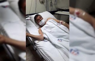 Muhtar sırtından bıçaklandı