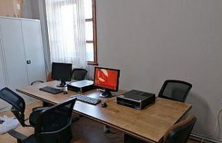 Muhtarlıkta öğrenciler için ders noktası kurdu