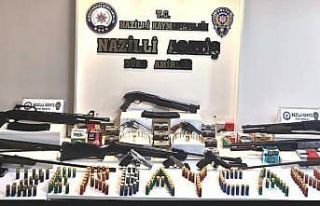Nazilli’de çok sayıda silah ele geçirildi