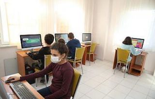 Nilüferli öğrencilere bilgisayar sınıfı