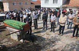 Oğlunun doğumundan bir saat sonra trafik kazasında...