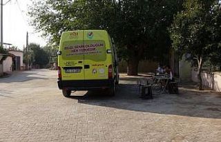 Öğrencilerin EBA dersi için çevre temizliği