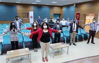 Öğretim görevlilerine işaret dili eğitimi verildi