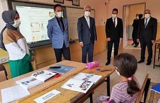 ‘Öğretmenim Doğaya da Nefes Ol’ kampanyasında...