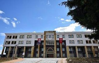 OMÜ tüm üniversite öğrencilerine kapılarını...