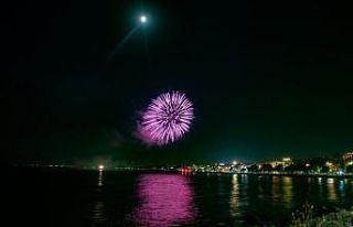 Ordu’da havai fişek ve lazer gösterisi