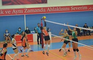OSB Teknik Koleji 4 haftada 1 maç oynadı