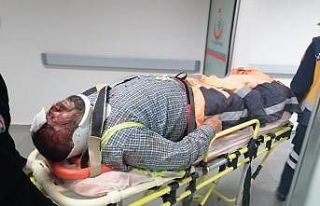 Otoyol işçilerini taşıyan minibüs devrildi: 14...