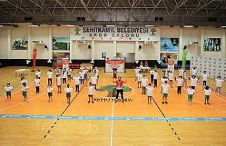 “Oyunla anlaş doğada paylaş” projesinde sertifika...