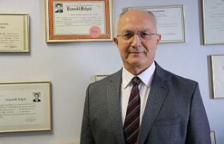 (Özel) Bilim Kurulu Üyesi Ünal: “Covid-19 mu...