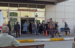 (Özel) Bursa’da metrelerce Covid 19 kuyruğu