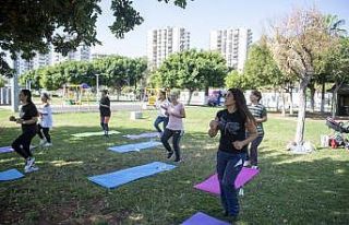Özel çocuklar ’Mola Evi’nde, aileleri sahilde...